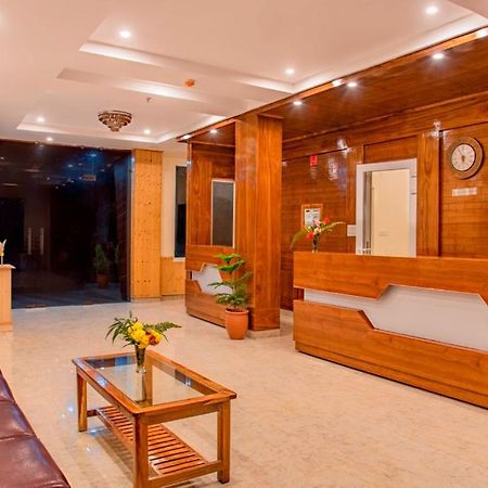 Vista Elite Hotel Chail Exterior photo